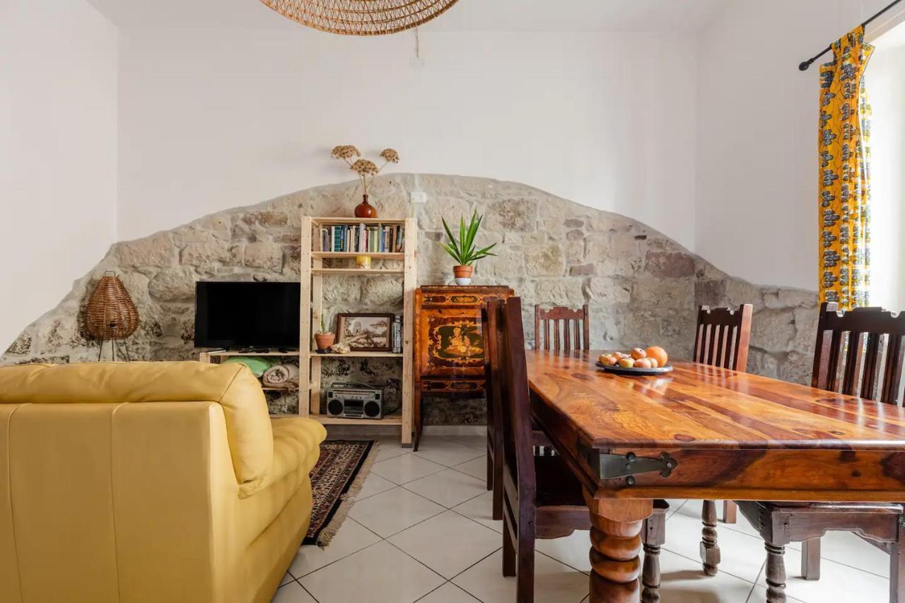 Duas Pedras, Private Apartment In The Heart Of Bosa Exterior foto